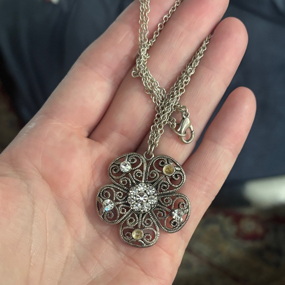 Silver cz necklace